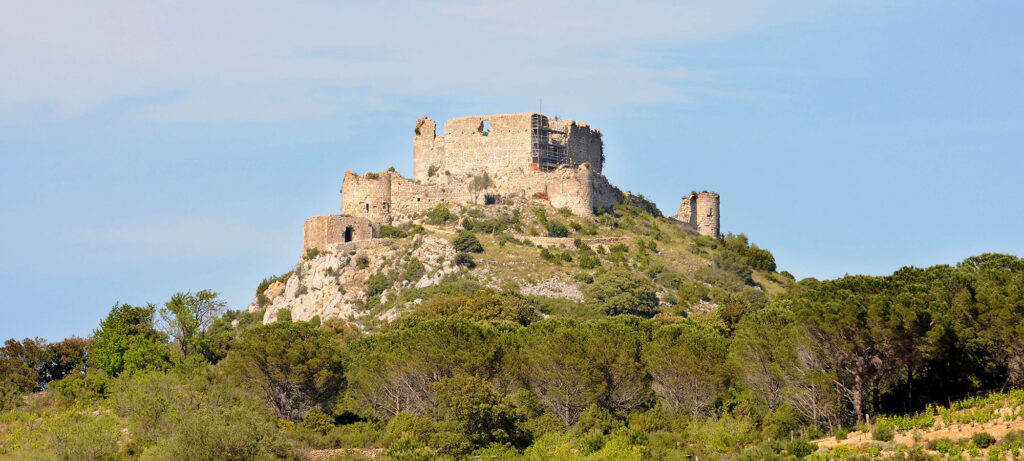Château d'Aguilar dans les Corbières, à visiter depuis Tuchan